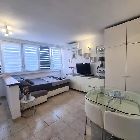 Apartment Centar *