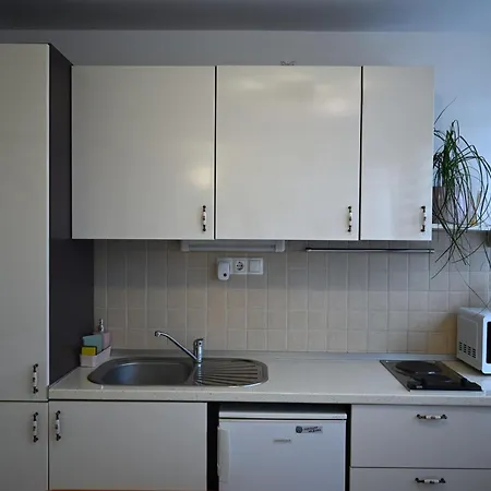 Centar * オミシュ